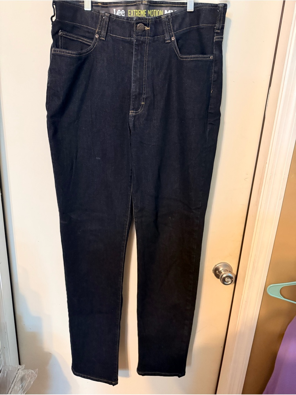 Lee Men’s Extreme Motion Dark Blue Jeans 36 X 36